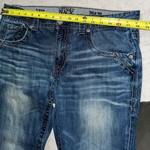 Men’s Black Buckle Distressed Blue Jeans size 36
